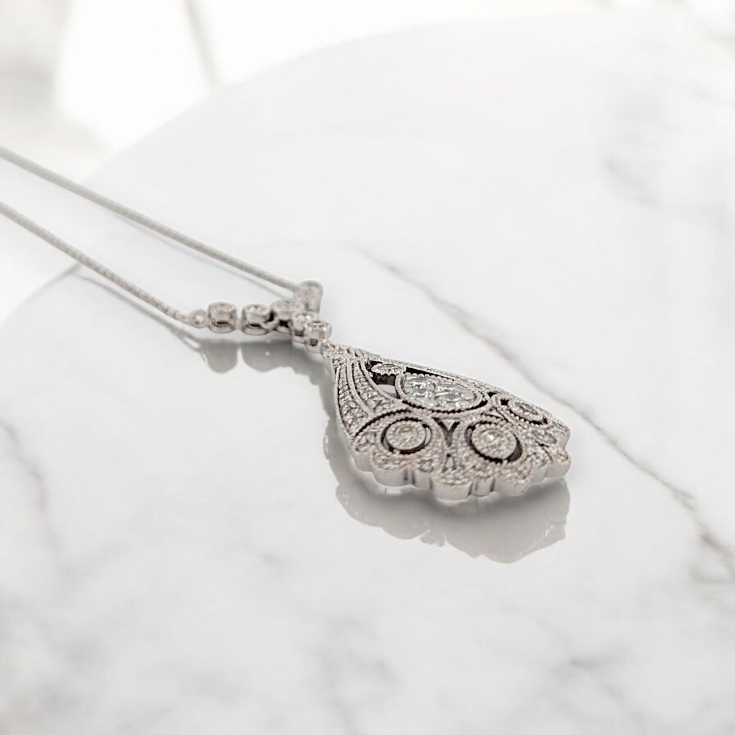 Fiora | 10k White Gold | Natural Diamond | Necklace