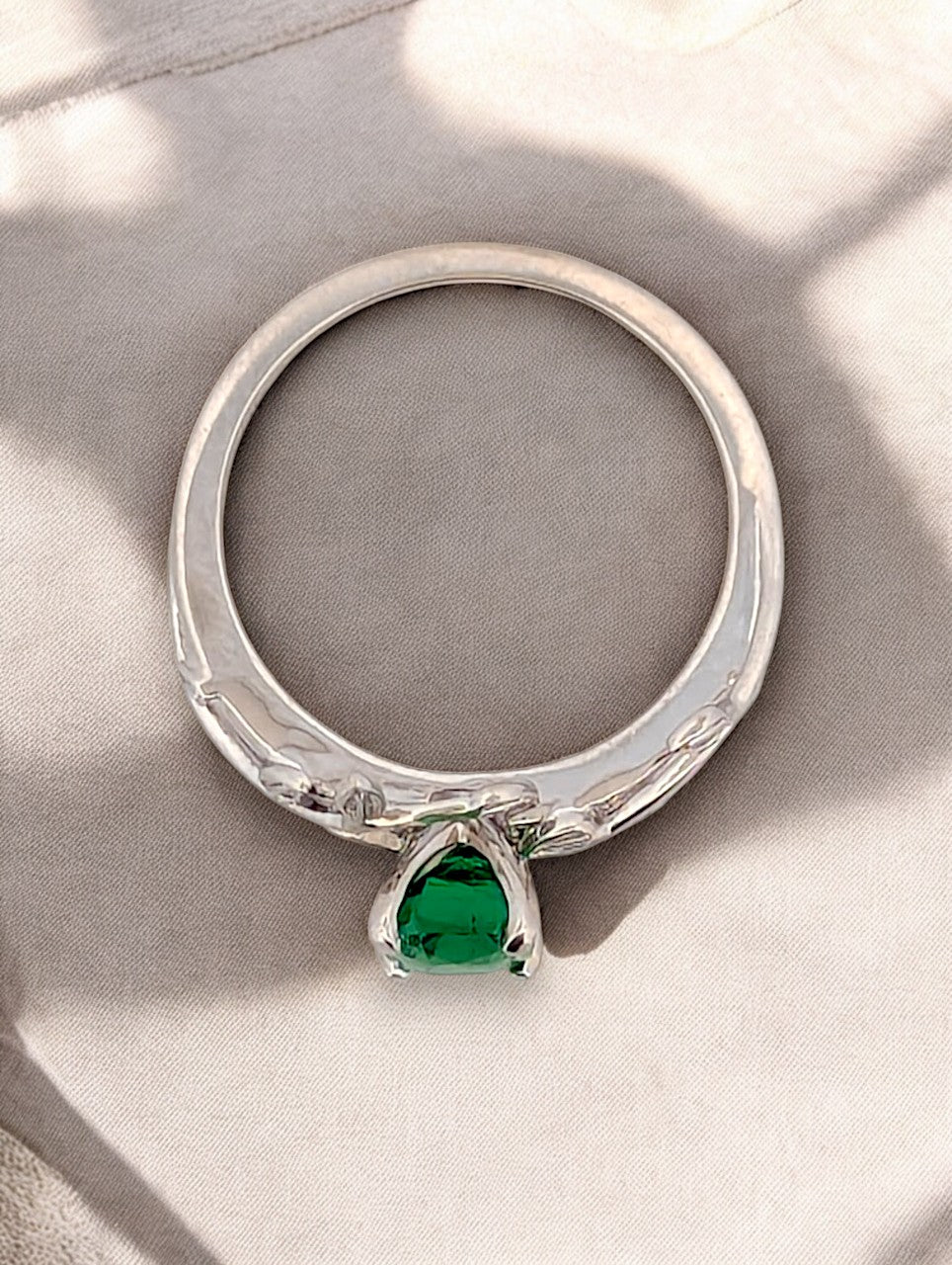 Selene | 14K White Gold Chrome Diopside Ring, 0.50 CT Green Gemstone, Vine Band Design, Nature-Inspired Jewelry, Fine Gold Ring, Size 6.75