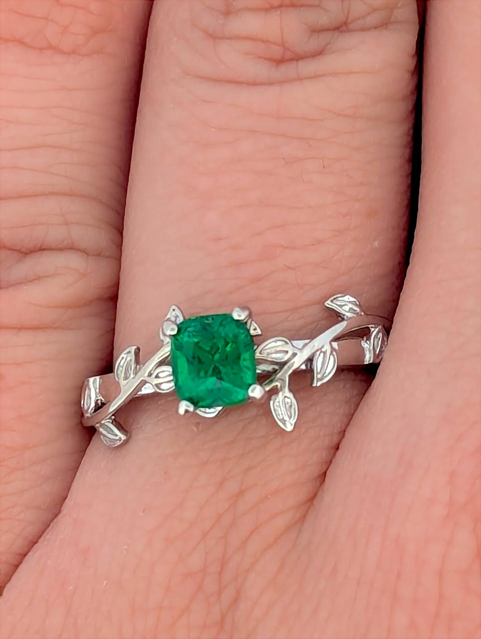 Selene | 14K White Gold Chrome Diopside Ring, 0.50 CT Green Gemstone, Vine Band Design, Nature-Inspired Jewelry, Fine Gold Ring, Size 6.75