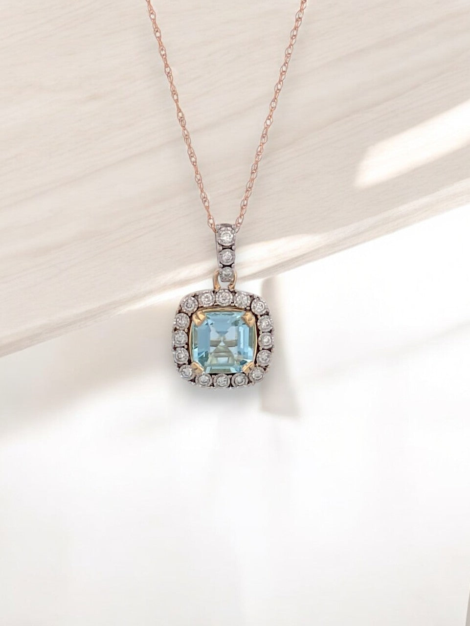Nova | 14K Yellow Gold | Aquamarine and Natural Diamond | Necklace