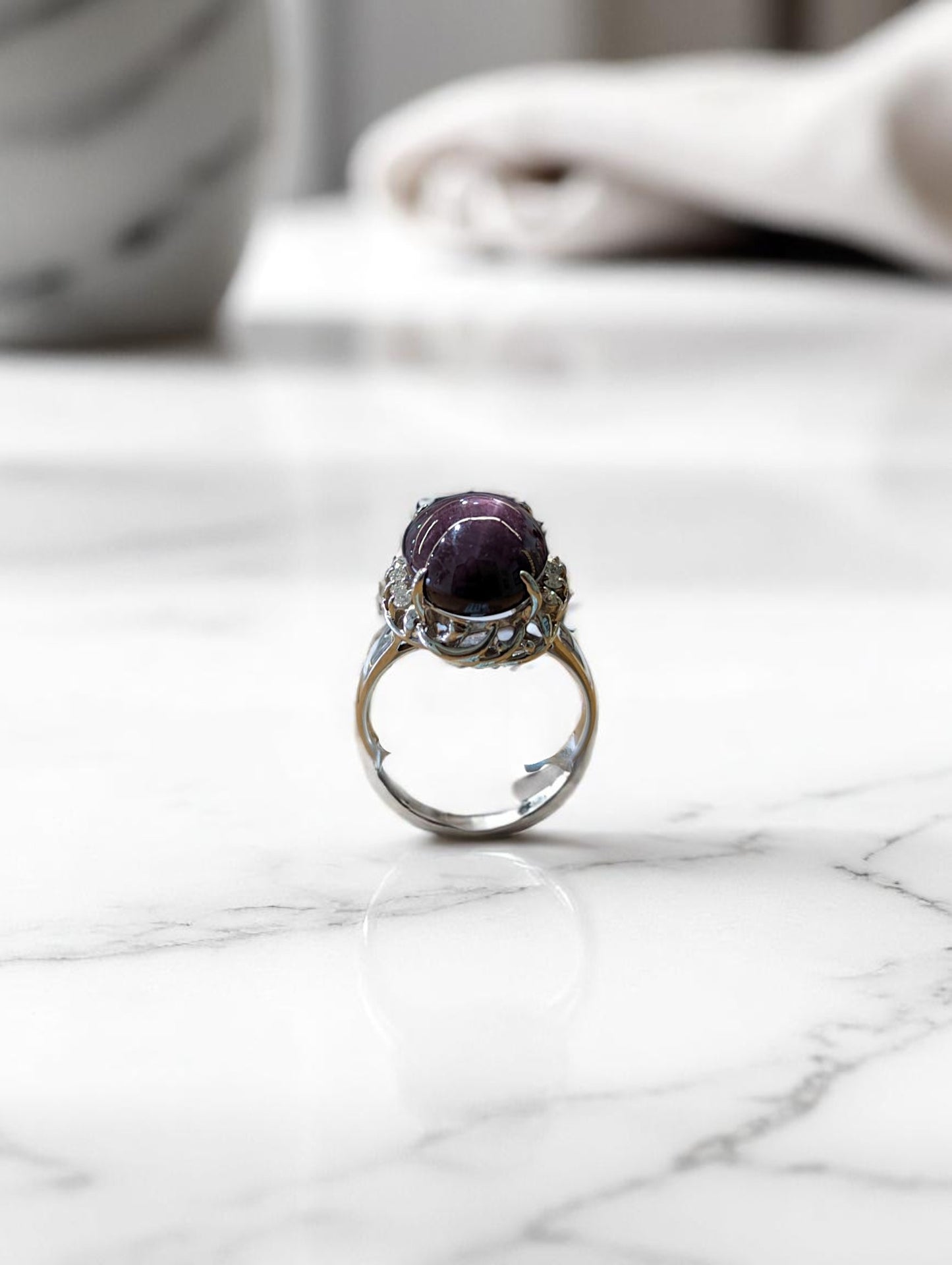 Collins | 18k White Gold Ring with 7 ct Star Ruby & .12 ctw Natural Diamonds – Size 5