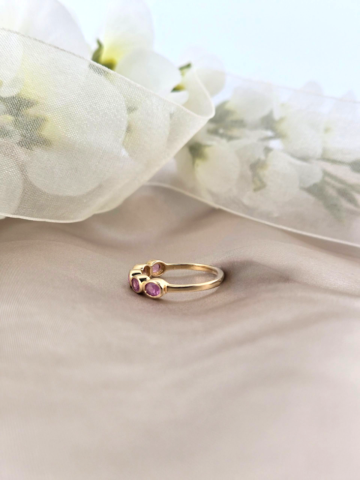 Leyannah | 14k Yellow Gold | Pink Sapphire | Ring