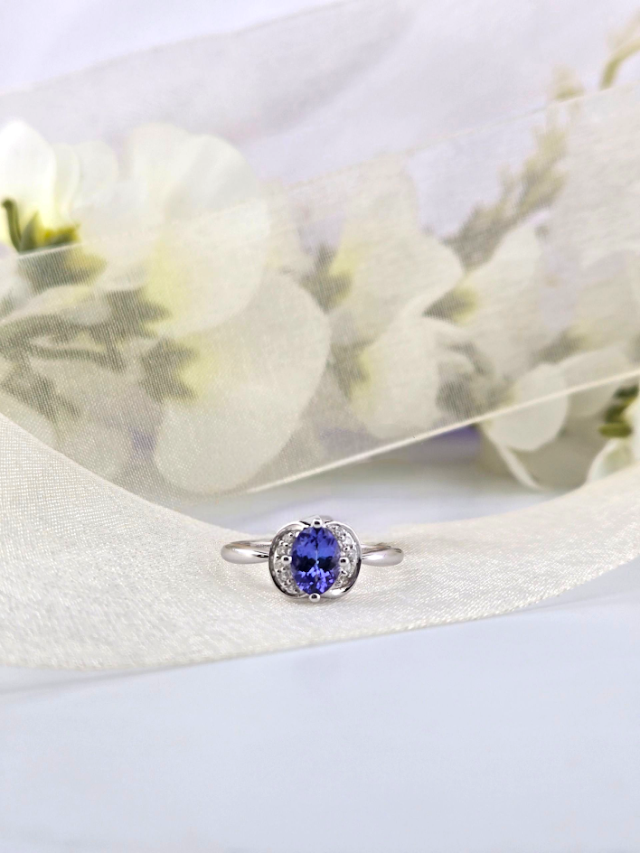 Seri | 18k White Gold | Tanzanite | Diamond | Ring