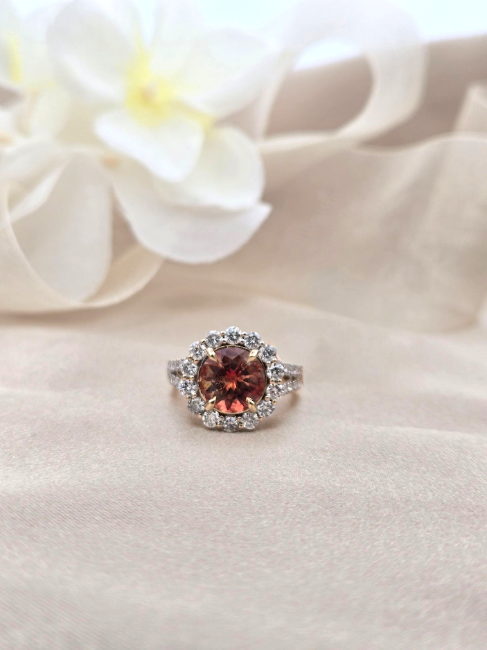 Sandy | 14K Yellow Gold | Sunstone | Diamonds | Ring