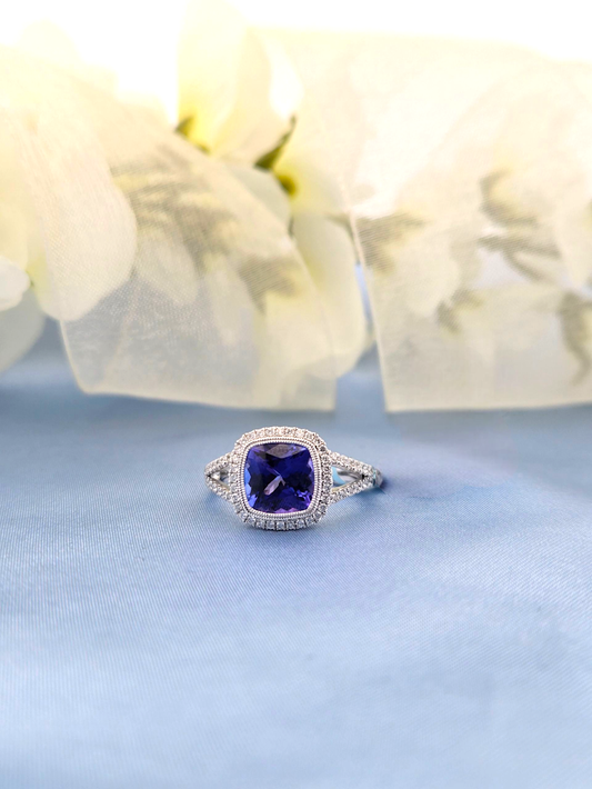 Alice | 14k White Gold | Tanzanite | Diamonds | Ring