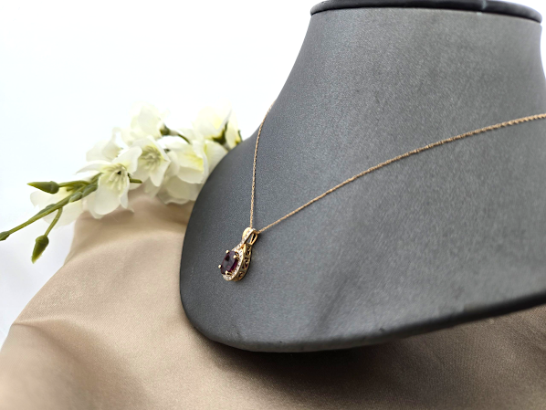 Samantha | 10k Yellow Gold | Garnet | Diamond | Necklace