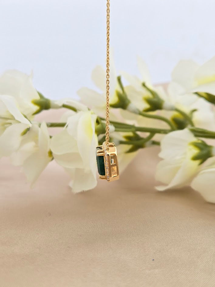 Jemma | 14k Yellow Gold | Emerald & Diamond | Necklace