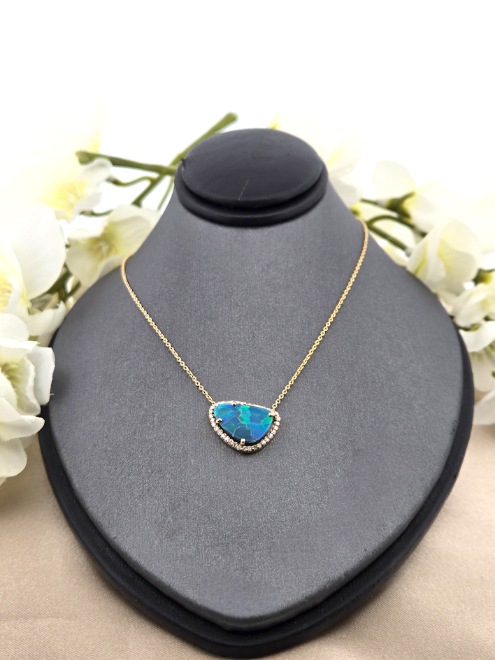 Maylin | 14k Yellow Gold | Opal & Natural Diamond | Necklace