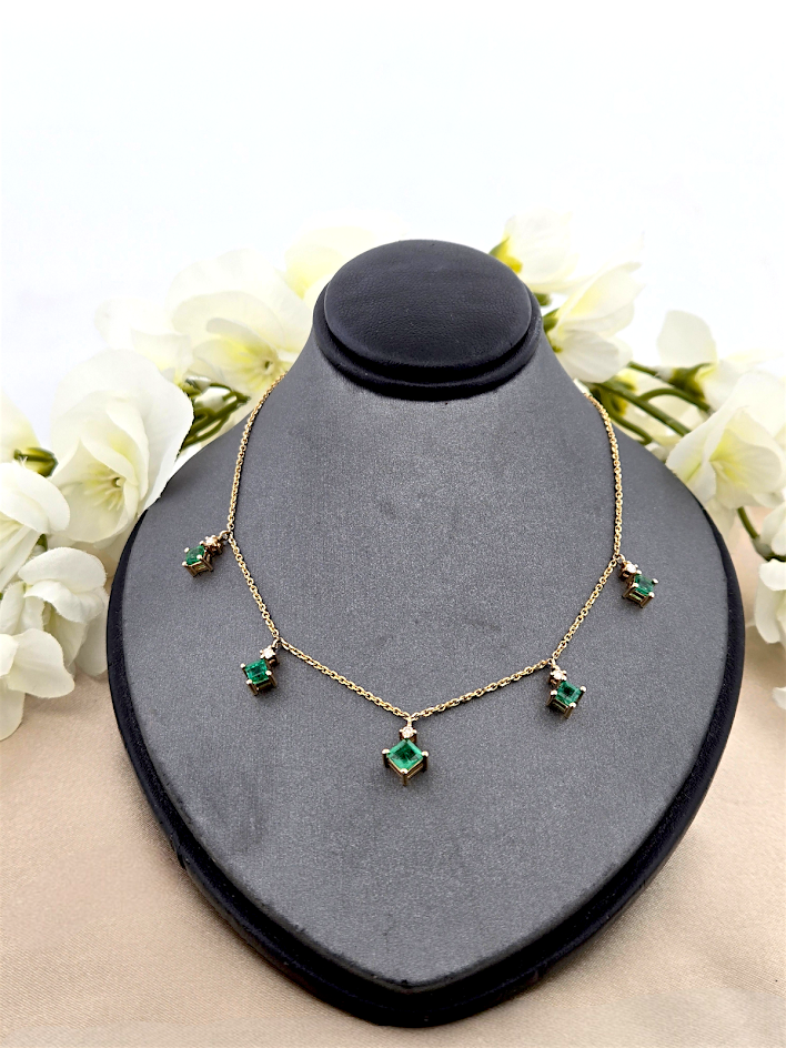 Aerith | 14k Yellow Gold | Emerald & Natural Diamond | Necklace