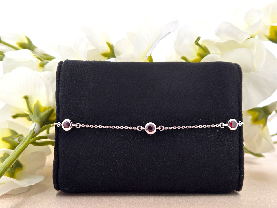 Cassia | 10K White Gold | Garnet | Bracelet