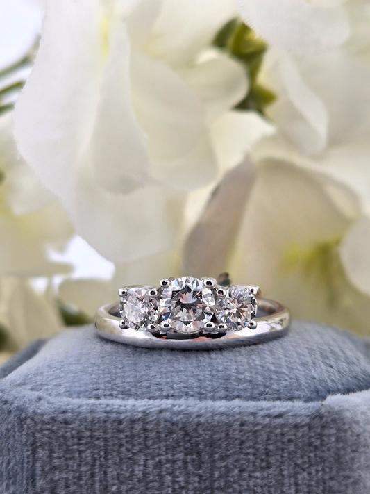 Edwina | 14K White Gold | Lab Diamonds | Ring