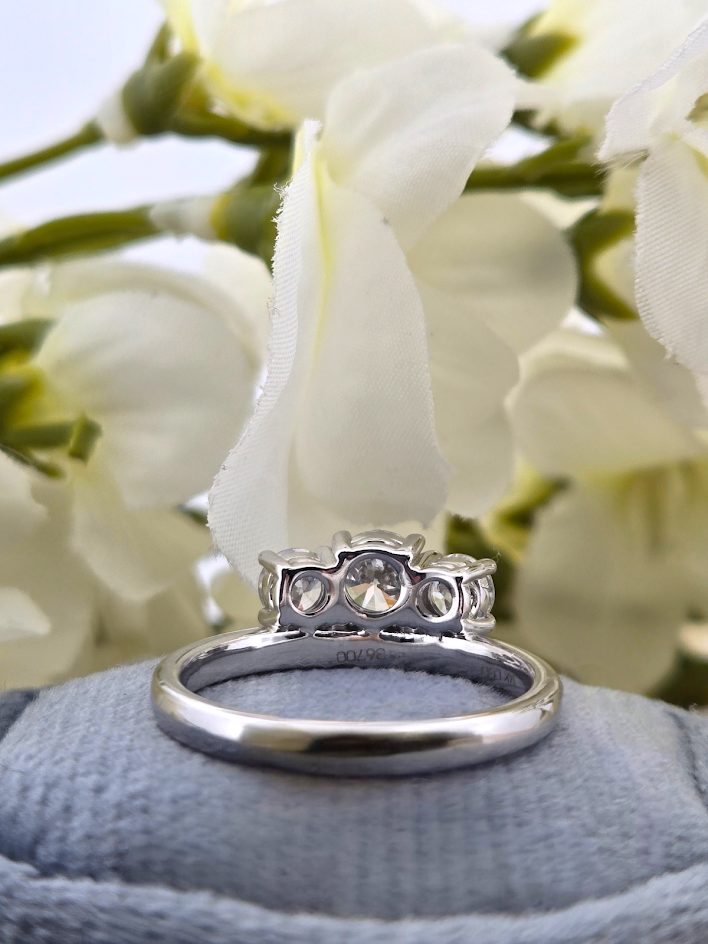 Edwina | 14K White Gold | Lab Diamonds | Ring