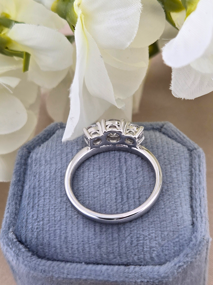 Edwina | 14K White Gold | Lab Diamonds | Ring