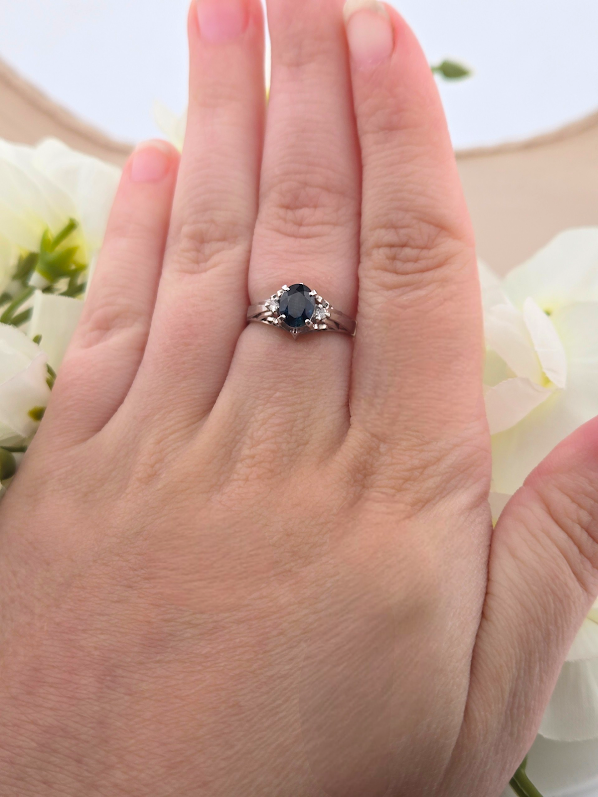 Salem | Platinum | Sapphire & Natural Diamond | Ring