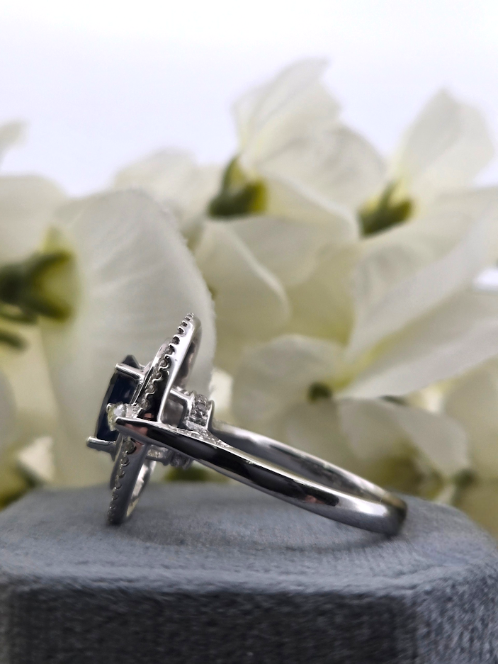 Avaline | 14k White Gold | Sapphire & Natural Diamond | Ring