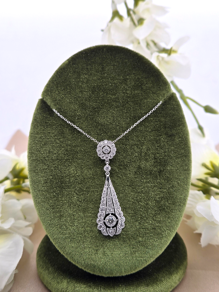 Lily | 10k Yellow Gold | Natural Diamond | Necklace