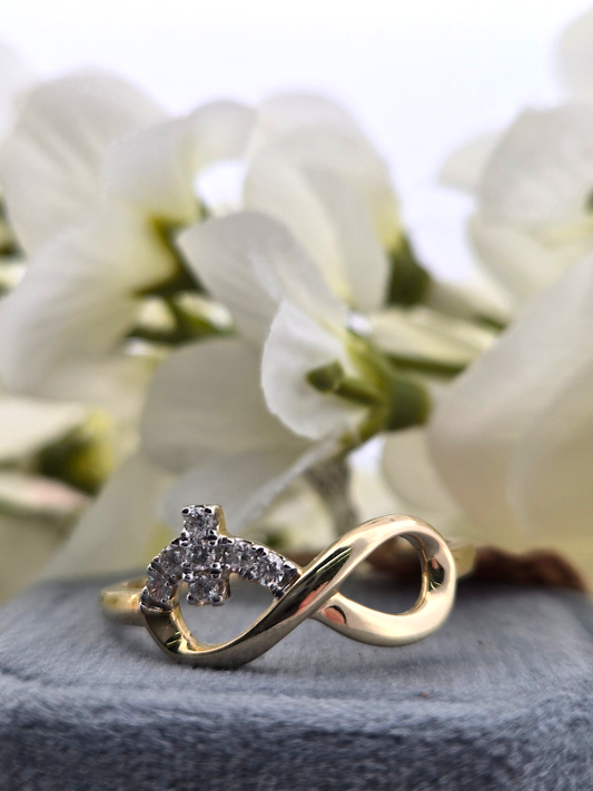 Patricia | 14k Yellow Gold | Natural Diamonds | Ring
