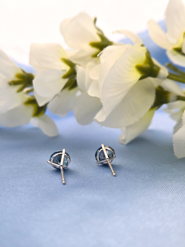 Millie | 14k White Gold | Blue Diamond | Earrings