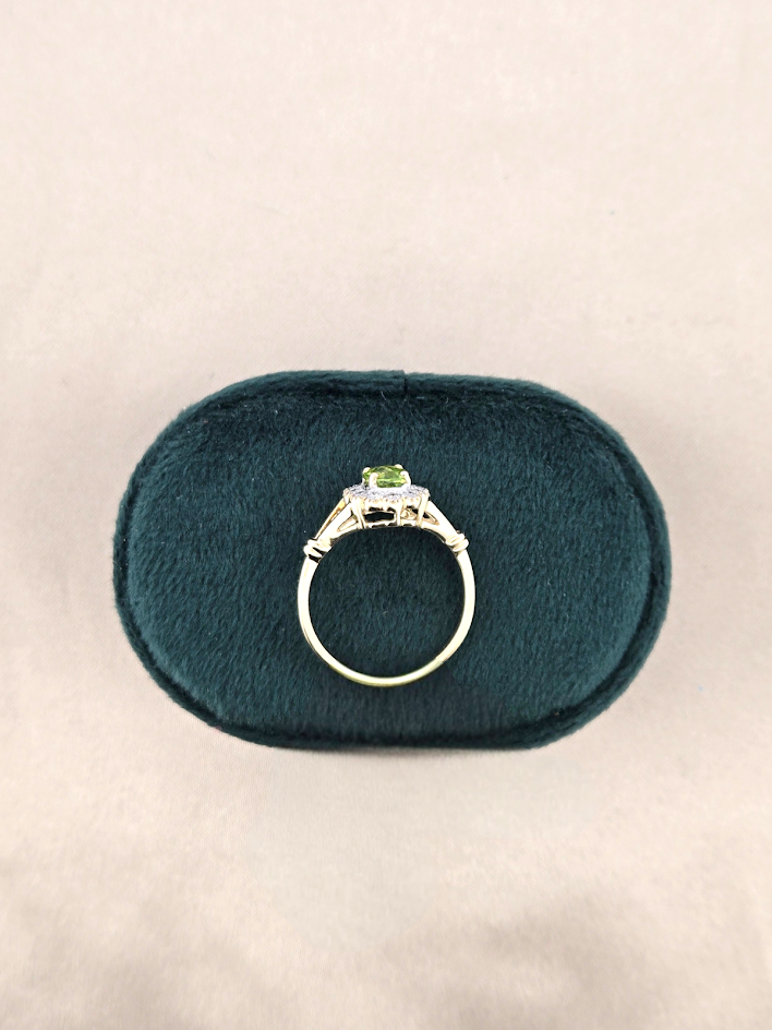 Perry | 10k Yellow Gold | Peridot & Natural Diamond | Ring