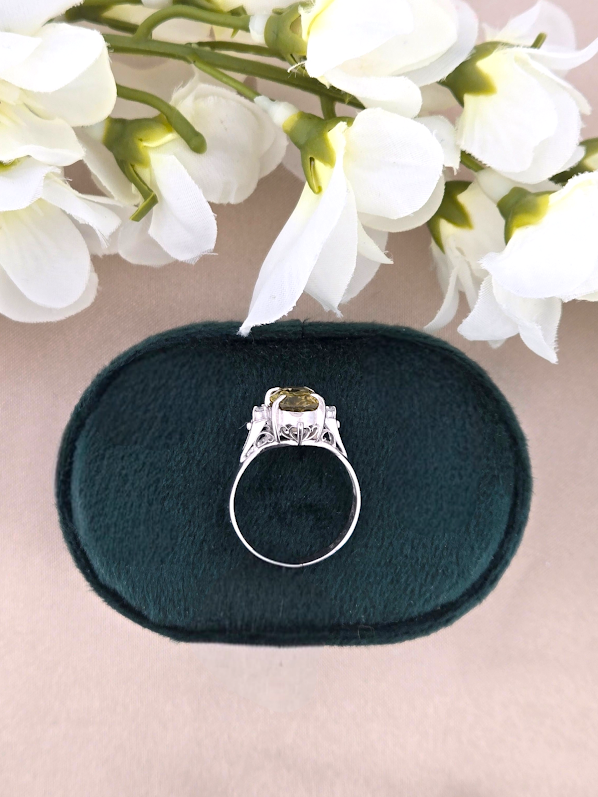 Nia | Platinum | Chrysoberyl & Natural Diamond | Ring