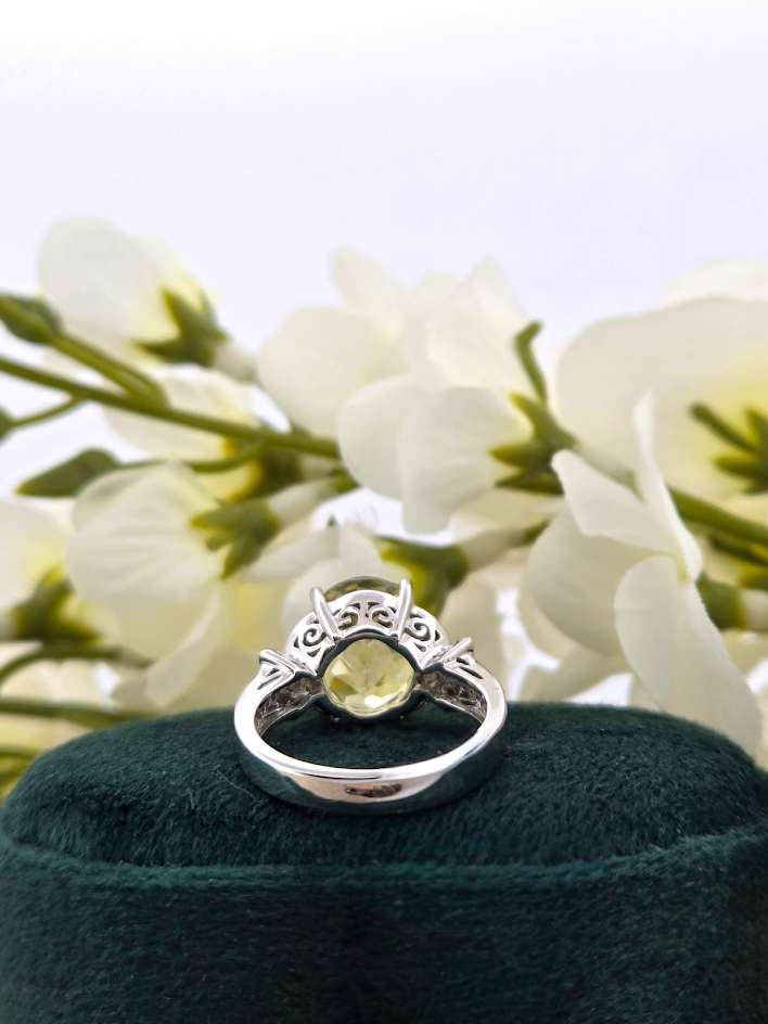 Delora | 14k White Gold | Quartz & Natural Diamond | Ring