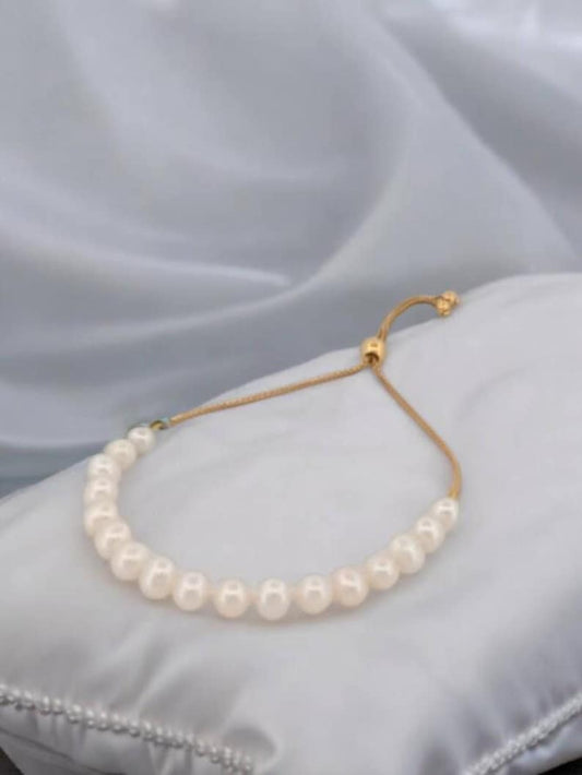 Harriet Pearl Bolo Bracelet|14K Yellow Gold Pearl Bracelet| Adjustable Bolo Bracelet with Pearls & Yellow Gold