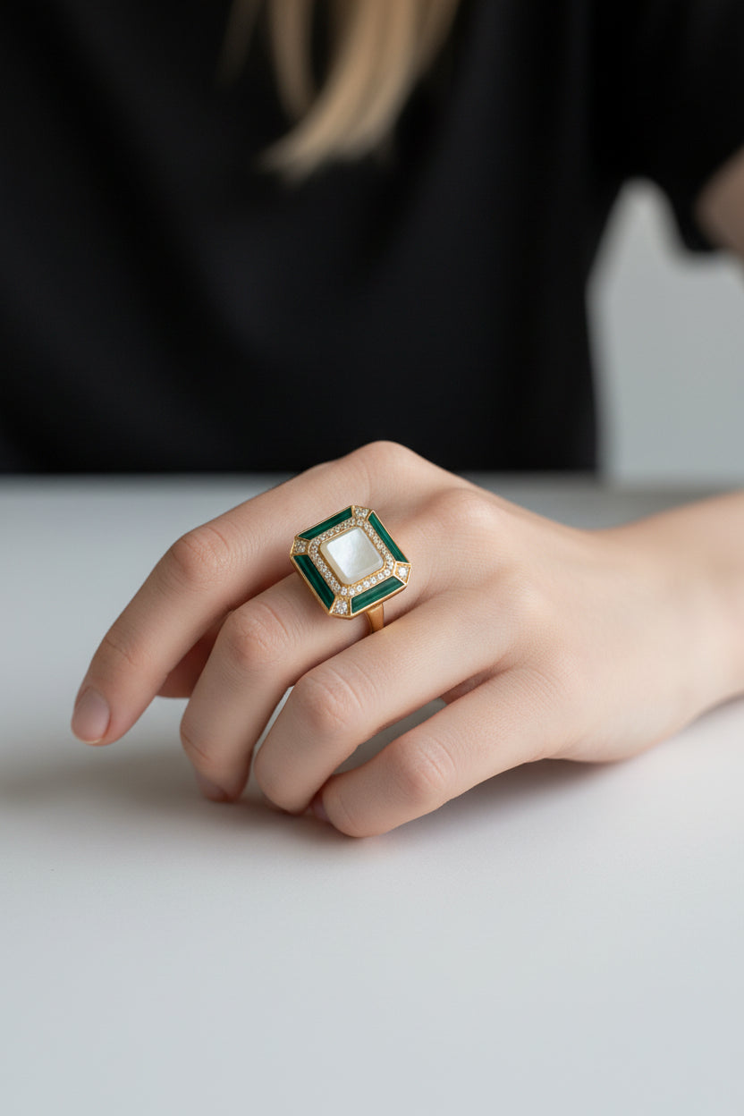 Zephyrine | 18K Yellow Gold | Mother of Pearl, Malachite and Natural Diamond | Ring